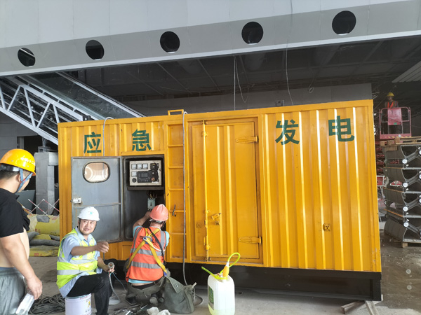 巩义怎样判断空气滤清器是否需要更换？